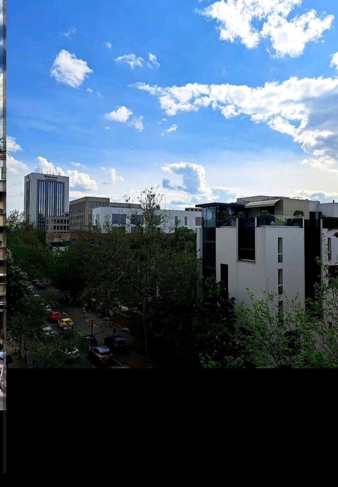 Classy Apartment With Parking In The City Center Bukarest Eksteriør billede