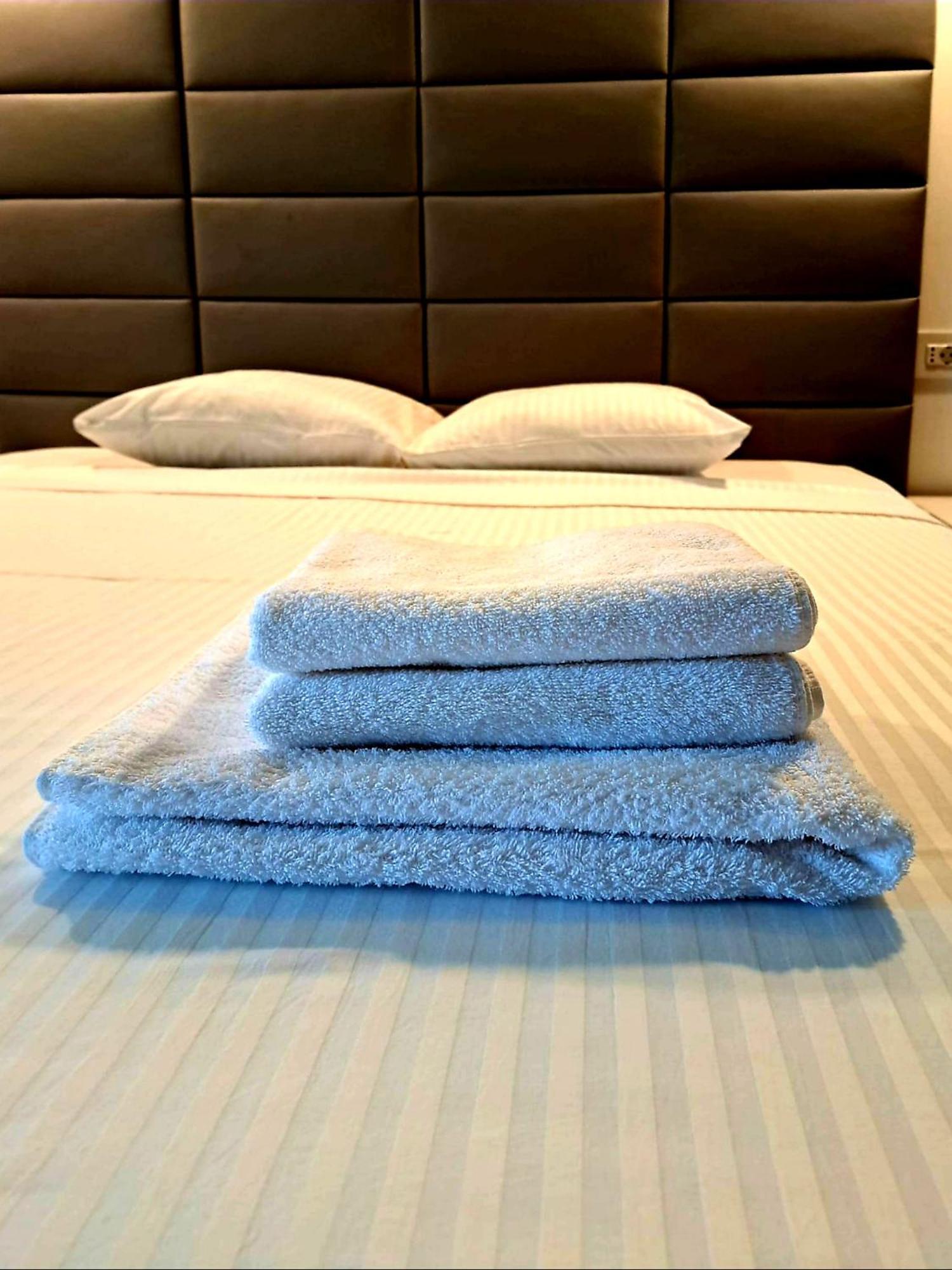 Classy Apartment With Parking In The City Center Bukarest Eksteriør billede